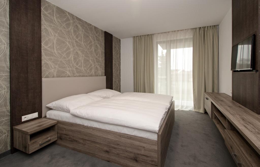 Guest House Frizzante Turčianske Teplice Quarto foto